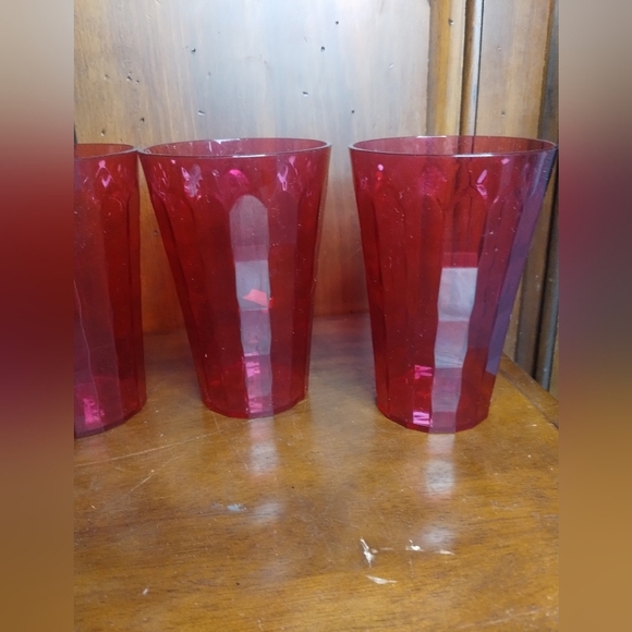 4 New Tupperware Pink Tumbler Cup Set - Picture 2 of 3